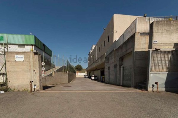 ufficio in vendita a Cagliari