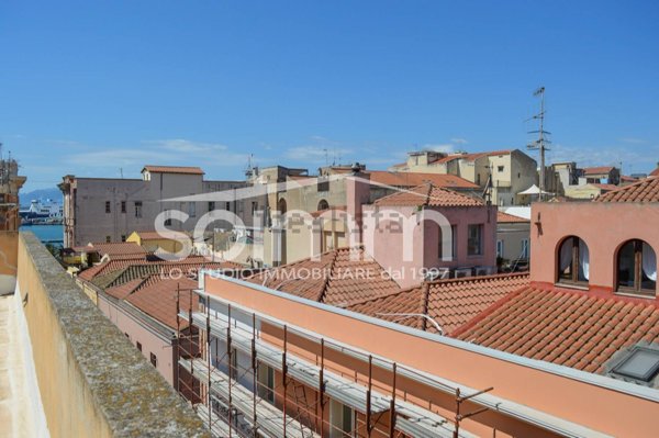 appartamento in vendita a Cagliari in zona Marina