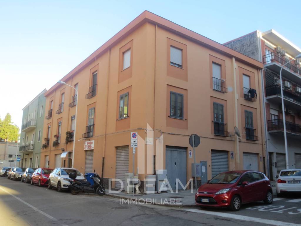 appartamento in vendita a Cagliari in zona Is Mirrionis/San Michele