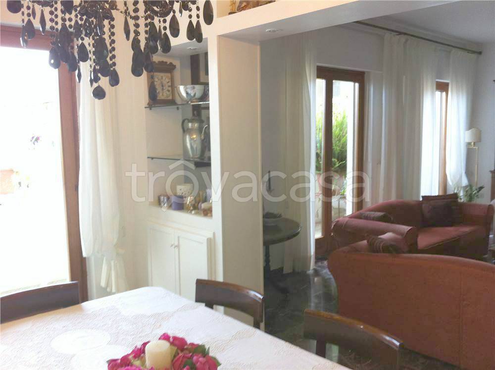 appartamento in vendita a Cagliari in zona Villanova