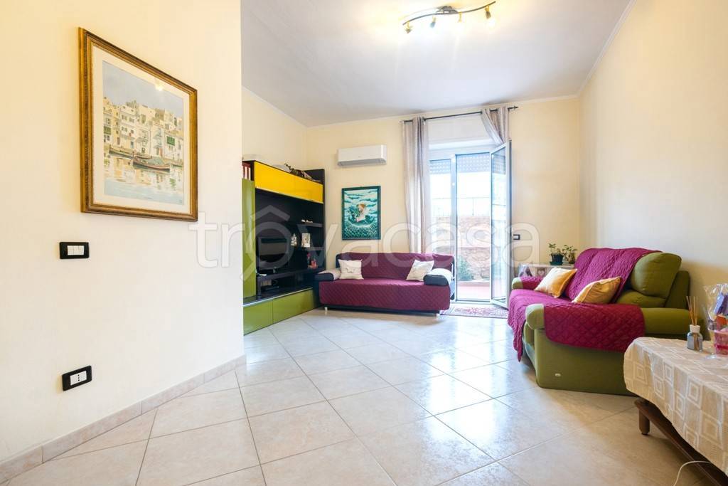 appartamento in vendita a Cagliari in zona Bonaria