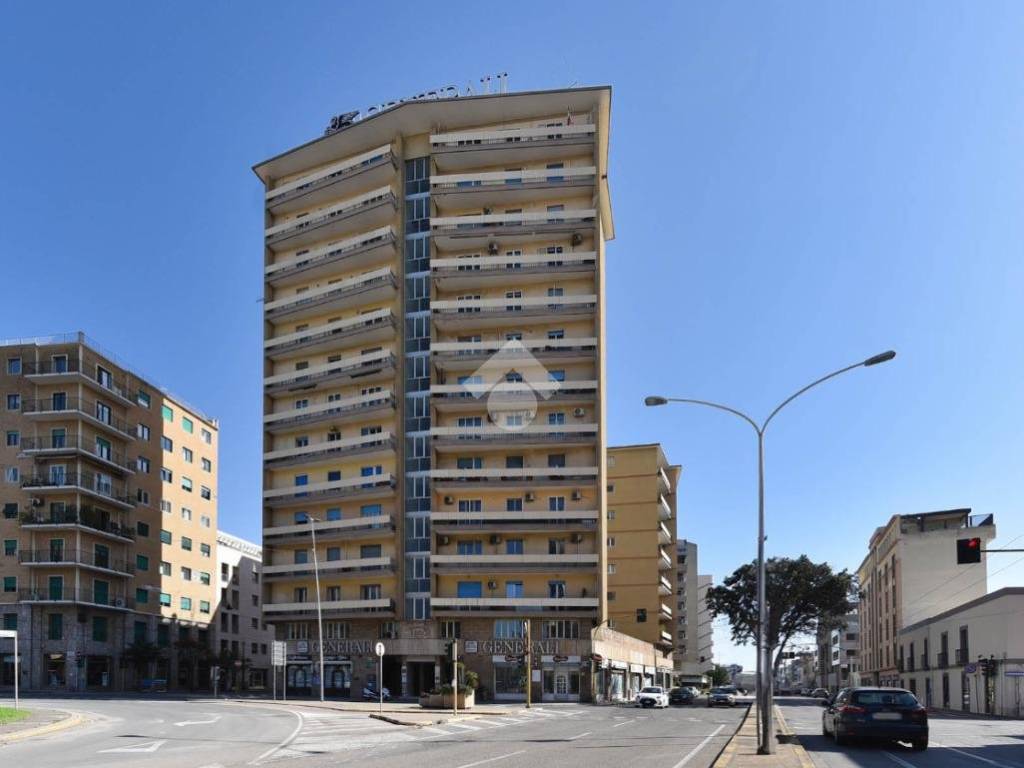 appartamento in vendita a Cagliari in zona Bonaria