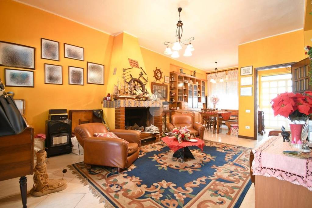 casa indipendente in vendita a Cagliari in zona Pirri