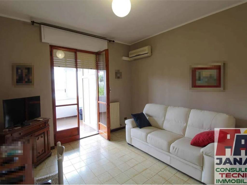 appartamento in vendita a Cagliari in zona Pirri