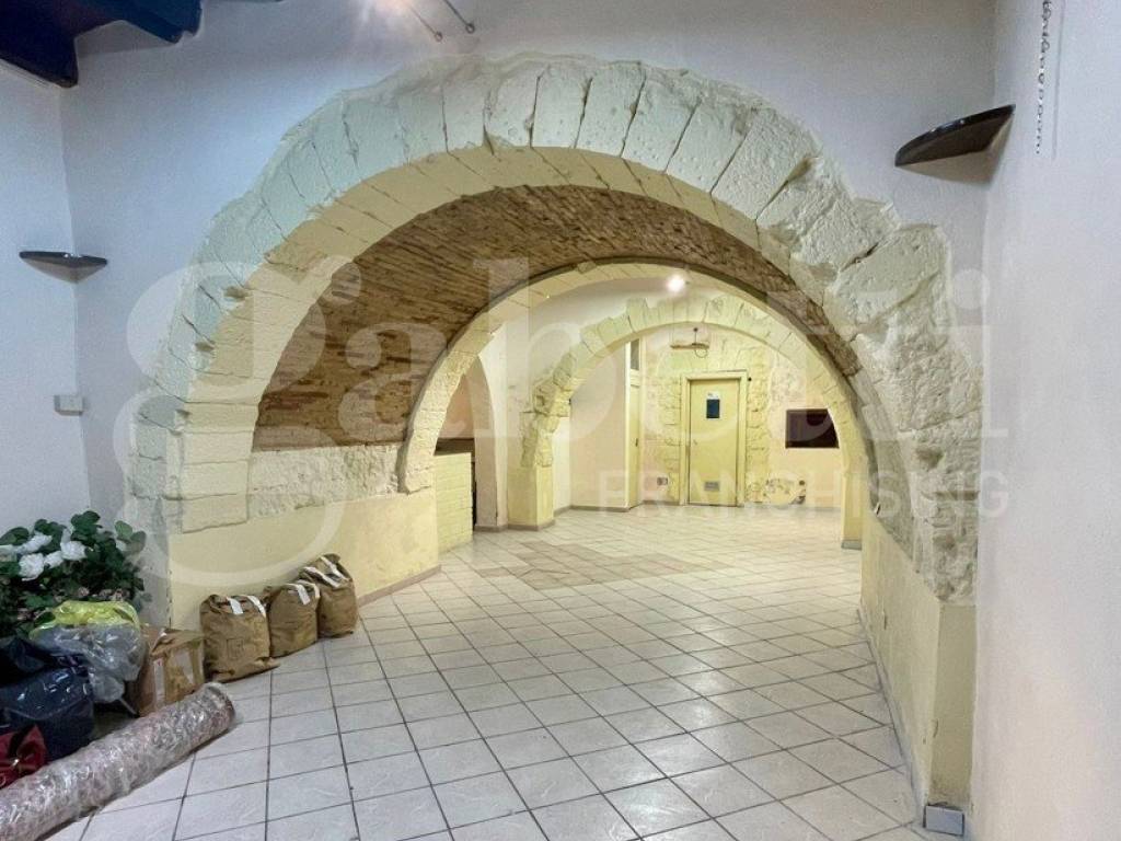 negozio in vendita a Cagliari