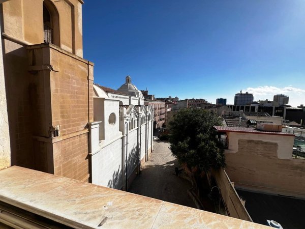 appartamento in vendita a Cagliari in zona Marina