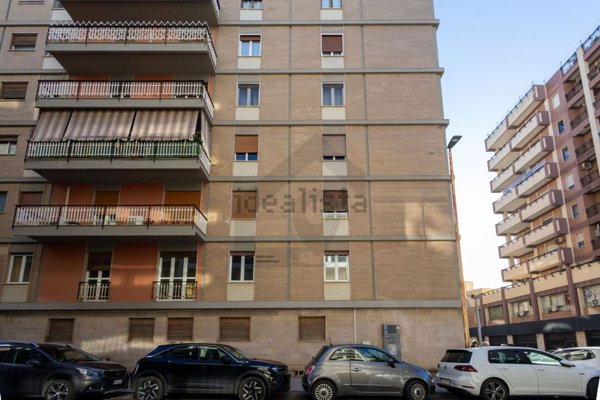 appartamento in vendita a Cagliari in zona Villanova