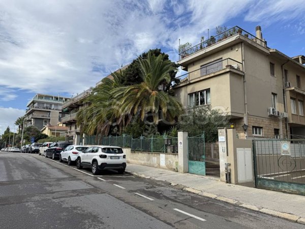 appartamento in vendita a Cagliari in zona Monte Urpinu