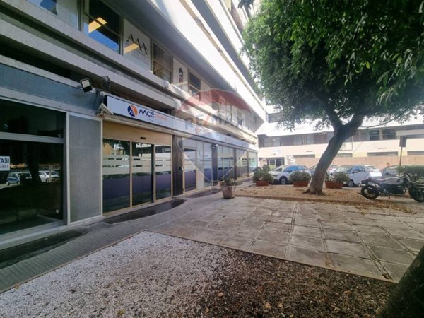 negozio in vendita a Cagliari in zona San Benedetto