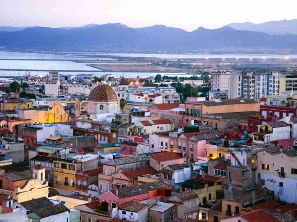 appartamento in vendita a Cagliari in zona Stampace/Punici