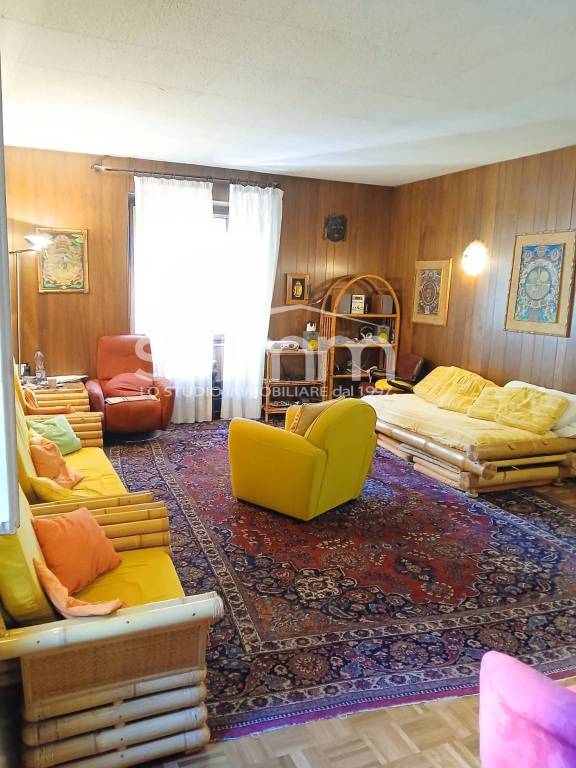 appartamento in vendita a Cagliari in zona Fonsarda / zona Giudici