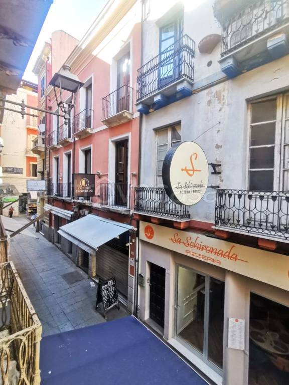 appartamento in vendita a Cagliari in zona Marina