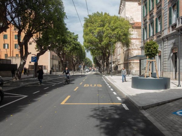 negozio in vendita a Cagliari in zona Stampace/Punici