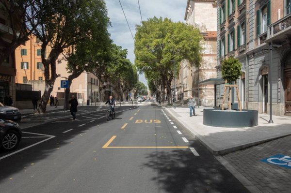 negozio in vendita a Cagliari in zona Stampace/Punici