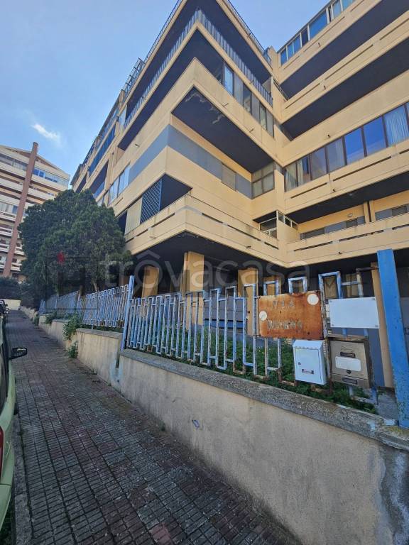 appartamento in vendita a Cagliari in zona Tuvixeddu/Tuvumannu
