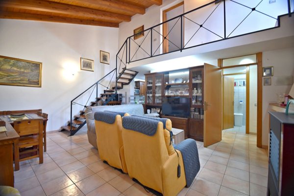 casa indipendente in vendita a Cagliari in zona Pirri