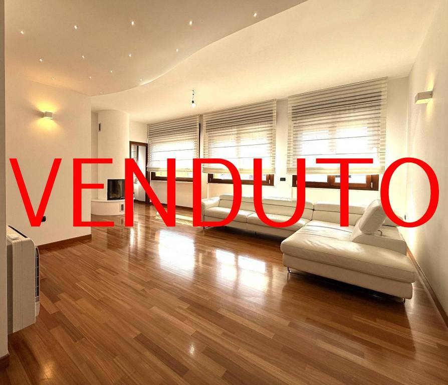 appartamento in vendita a Cagliari in zona Quartiere del Sole / La Palma