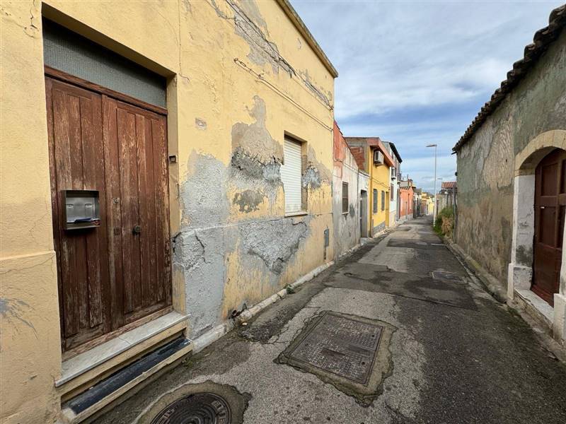casa indipendente in vendita a Cagliari in zona Pirri