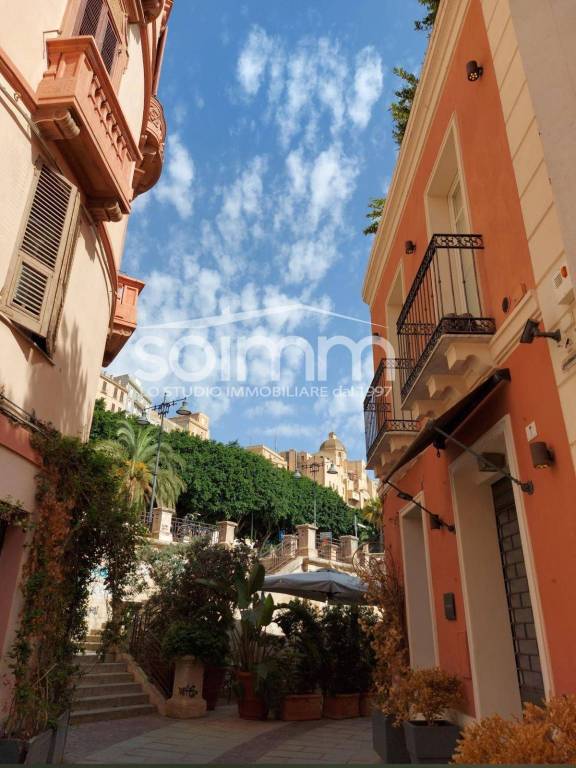 trivano in vendita a Cagliari in zona Villanova