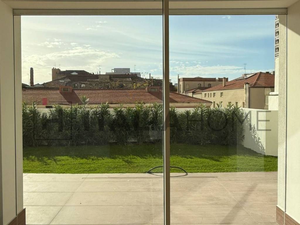 appartamento in vendita a Cagliari in zona Stampace/Punici