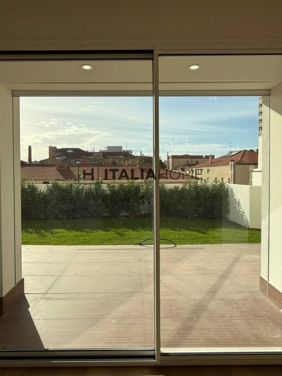 appartamento in vendita a Cagliari in zona Stampace/Punici