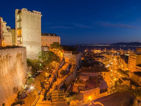 appartamento in vendita a Cagliari in zona San Benedetto