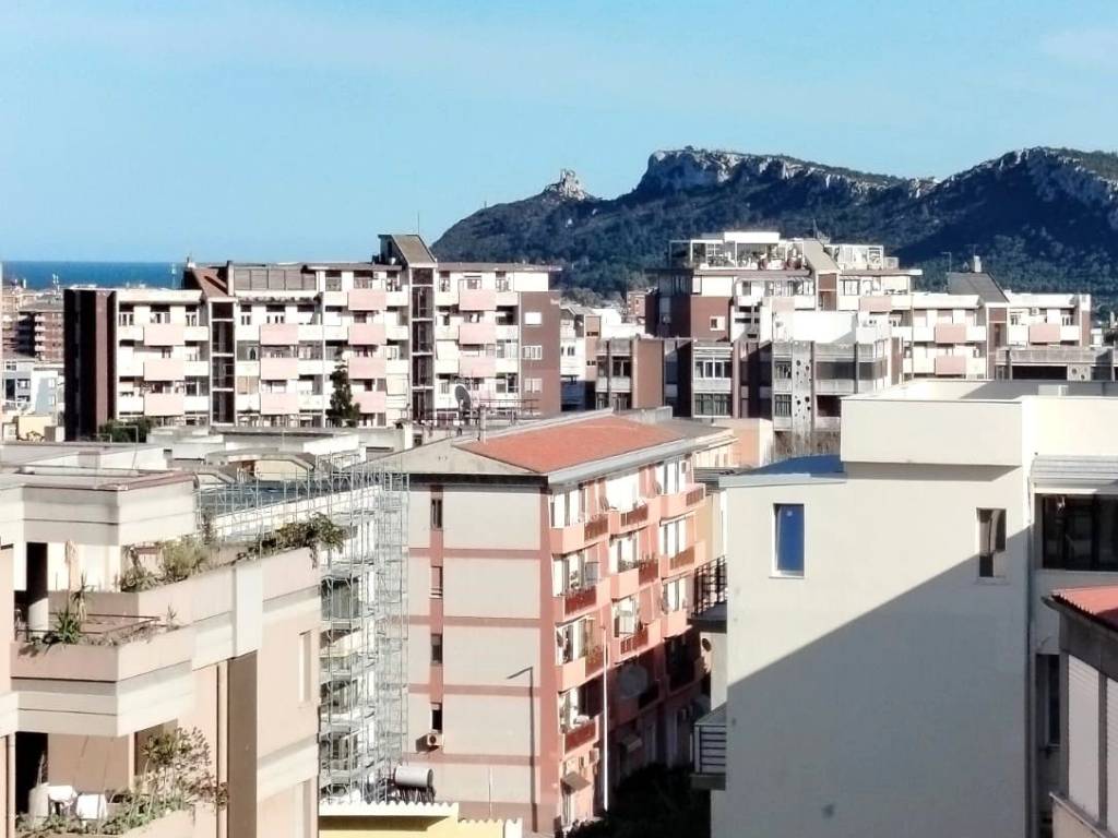 appartamento in vendita a Cagliari in zona Monte Urpinu