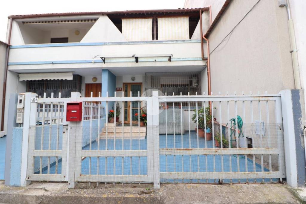 casa indipendente in vendita a Cagliari in zona Pirri