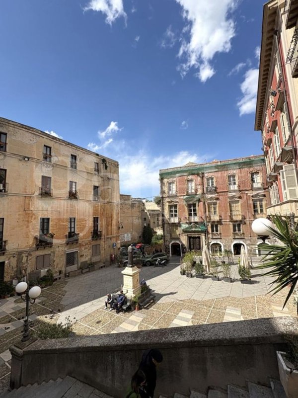 appartamento in vendita a Cagliari in zona Castello