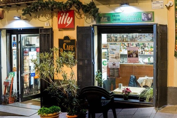 negozio in vendita a Cagliari
