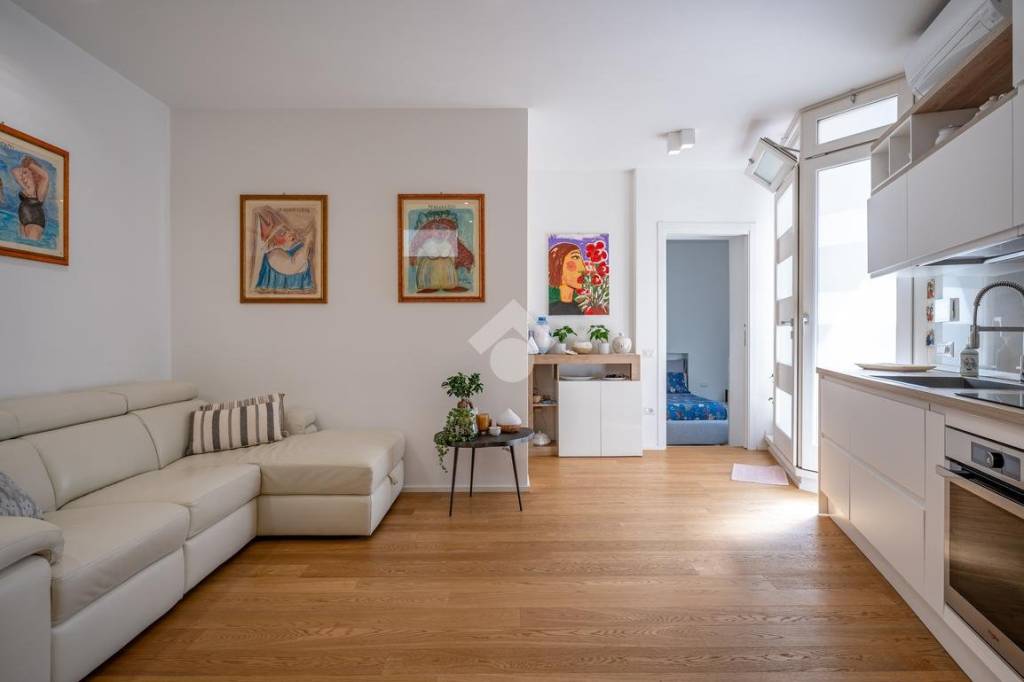 appartamento in vendita a Cagliari in zona Villanova