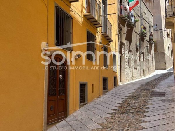 appartamento in vendita a Cagliari in zona Castello