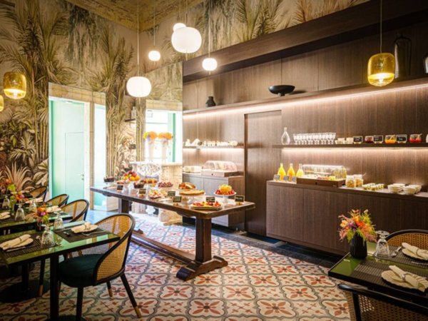 intera palazzina in vendita a Cagliari in zona Castello