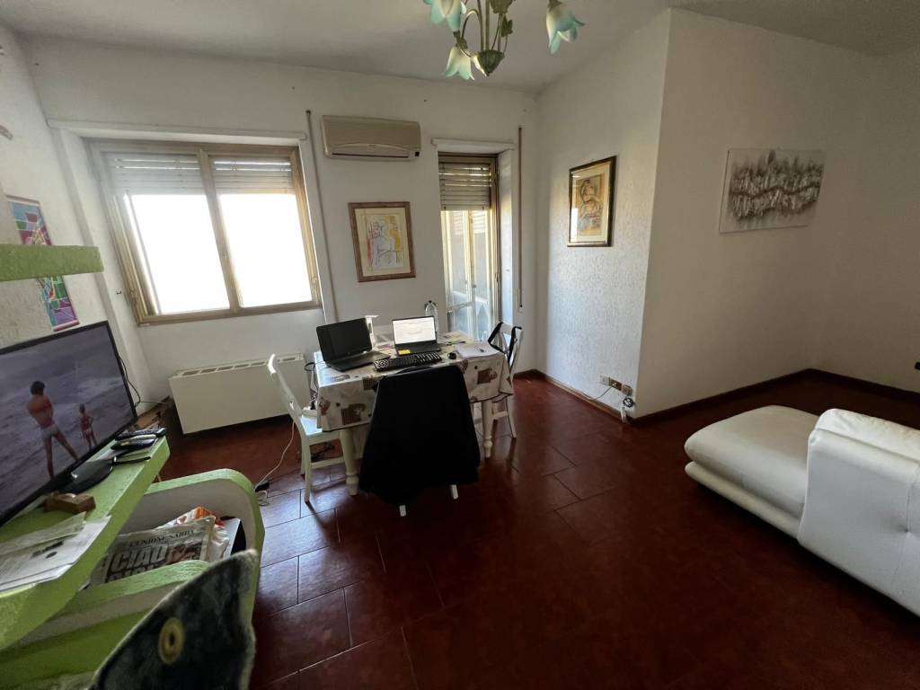 appartamento in vendita a Cagliari in zona Genneruxi