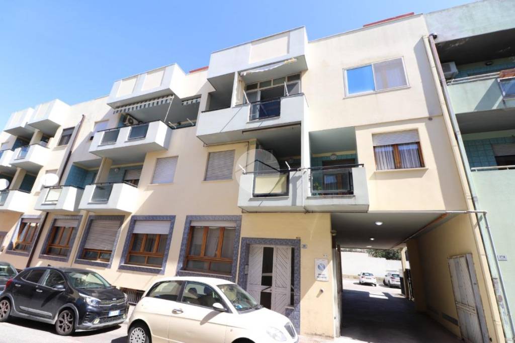 appartamento in vendita a Cagliari in zona Pirri