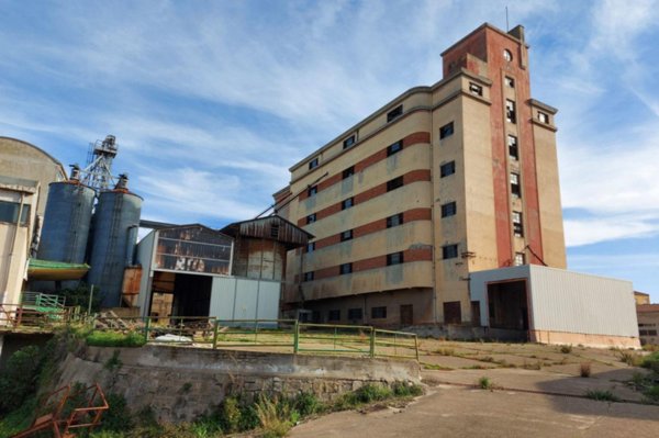 terreno edificabile in vendita a Cagliari in zona Sant'Avendrace