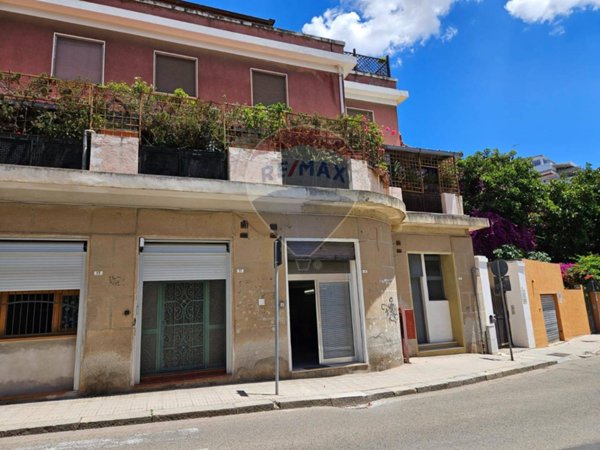appartamento in vendita a Cagliari in zona Stampace/Punici