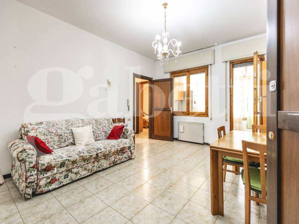 appartamento in vendita a Cagliari in zona Pirri