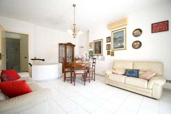appartamento in vendita a Cagliari in zona Pirri