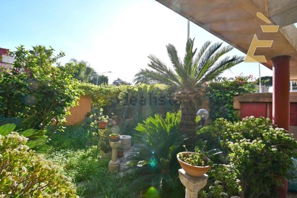 casa indipendente in vendita a Cagliari in zona Quartiere Europeo