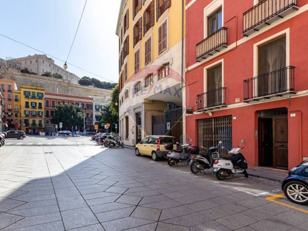 appartamento in vendita a Cagliari in zona Stampace/Punici