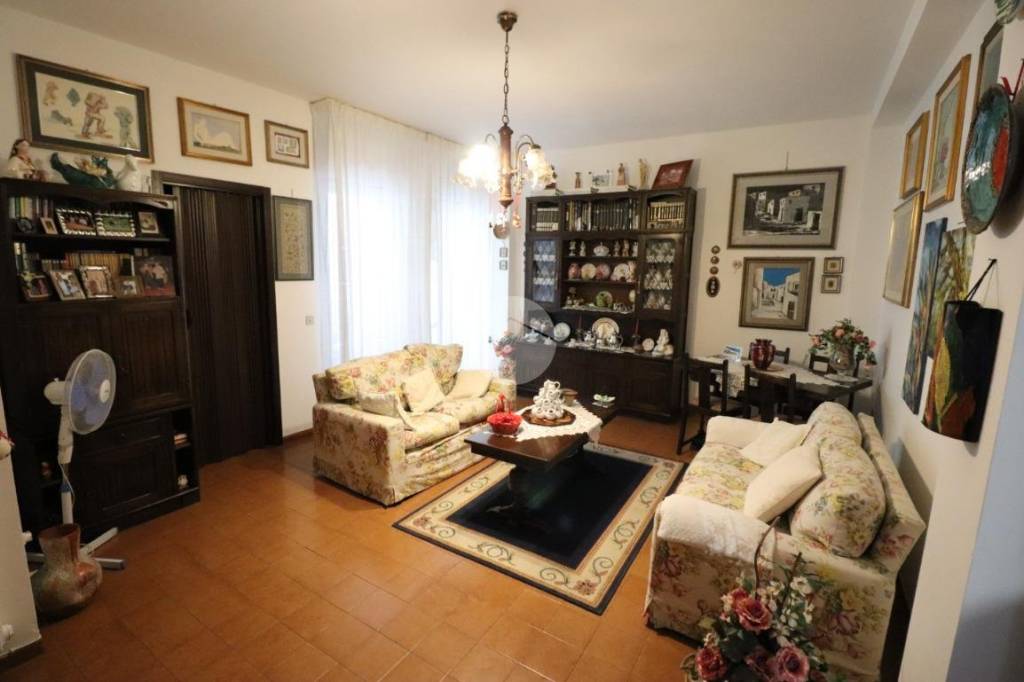 appartamento in vendita a Cagliari in zona Pirri