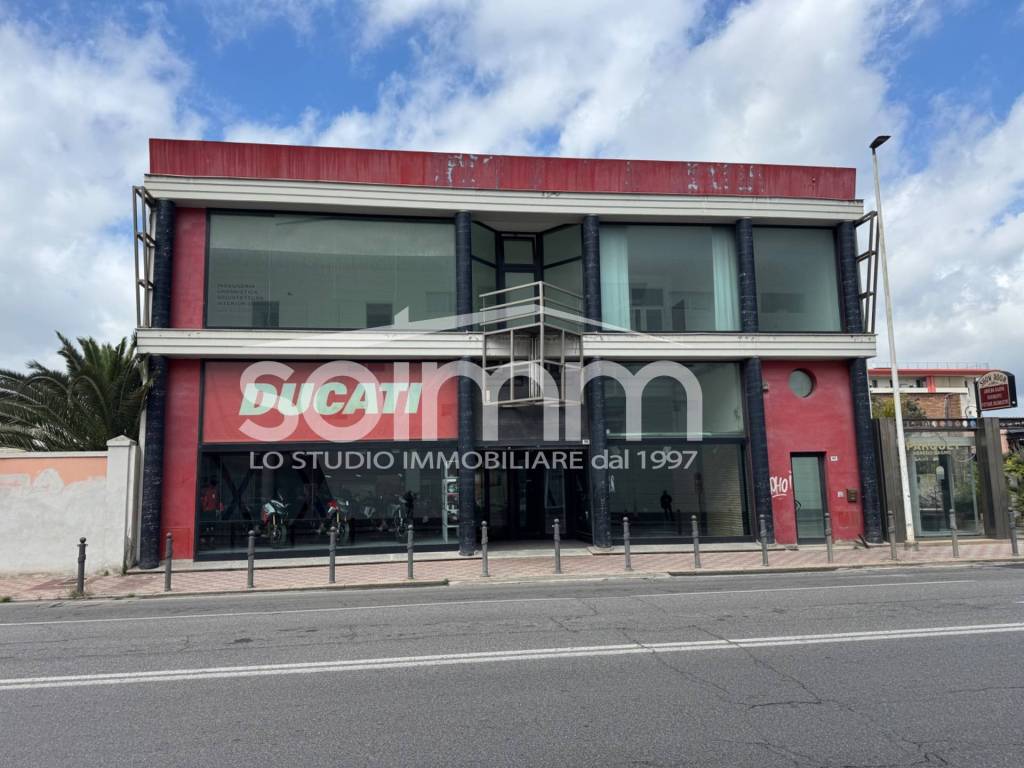 appartamento in vendita a Cagliari in zona Fonsarda / zona Giudici