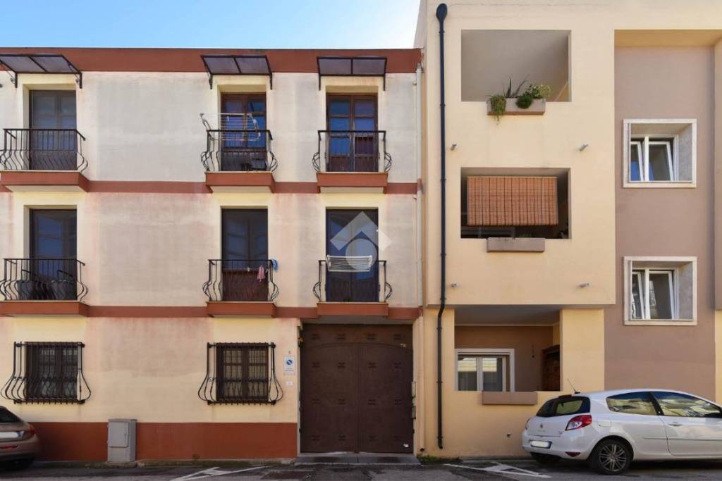appartamento in vendita a Cagliari in zona Pirri