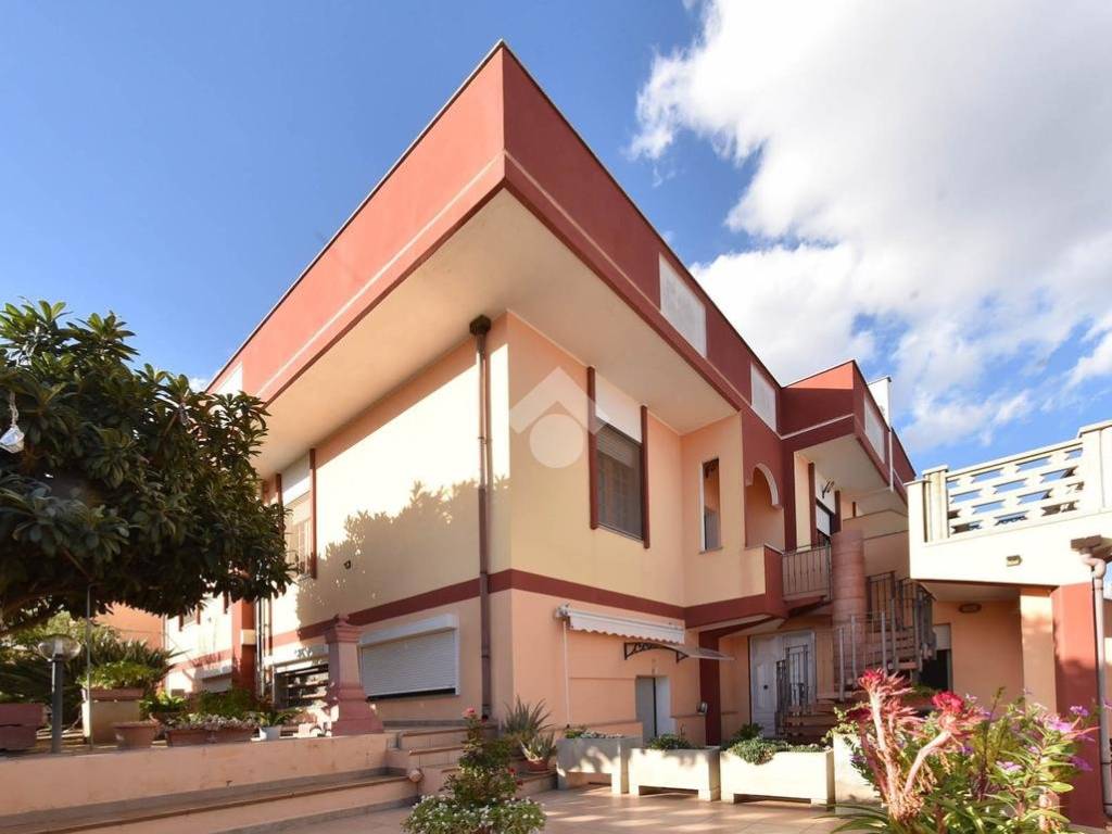 casa indipendente in vendita a Cagliari in zona Barracca Manna