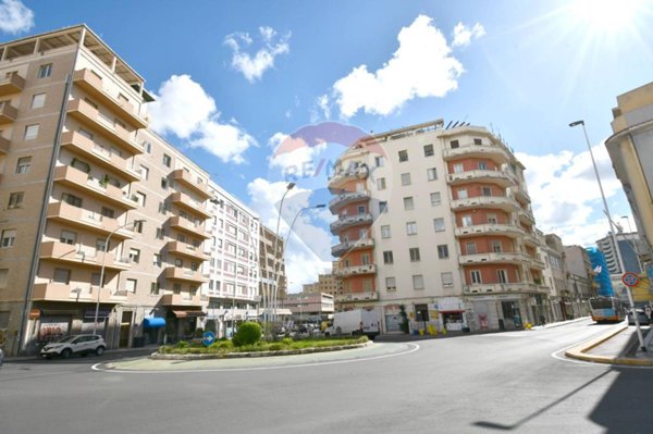 appartamento in vendita a Cagliari in zona Villanova