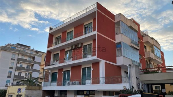 appartamento in vendita a Cagliari in zona Bonaria