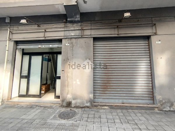 locale commerciale in vendita a Cagliari in zona Fonsarda / zona Giudici