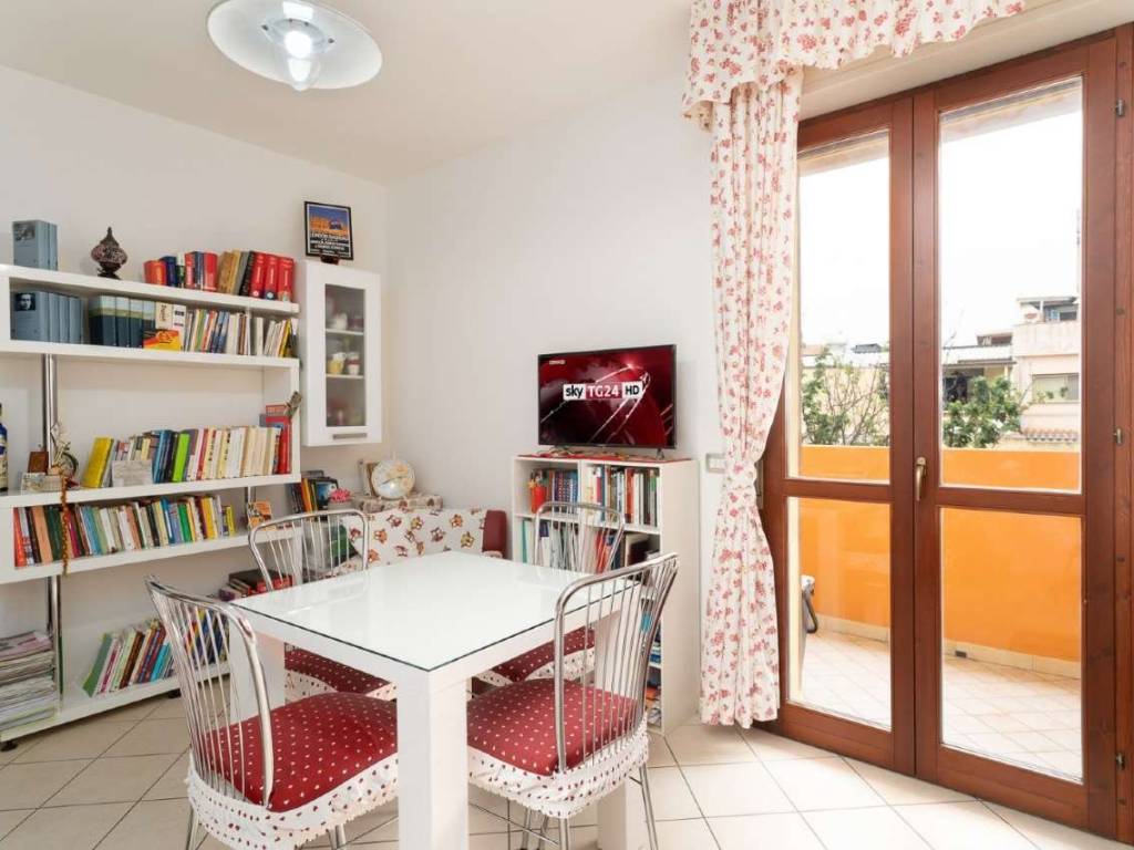 appartamento in vendita a Cagliari in zona Pirri