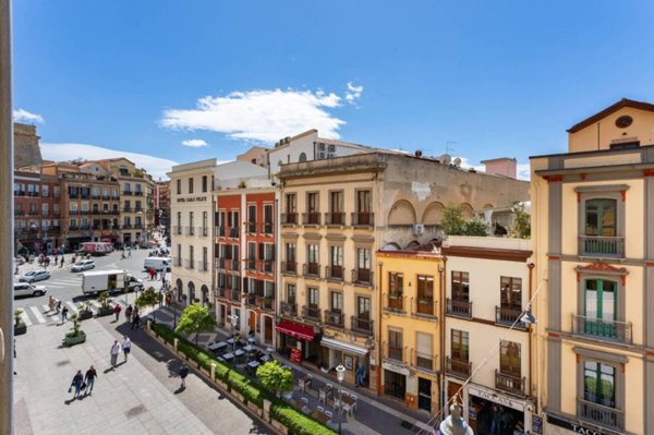 appartamento in vendita a Cagliari in zona Marina